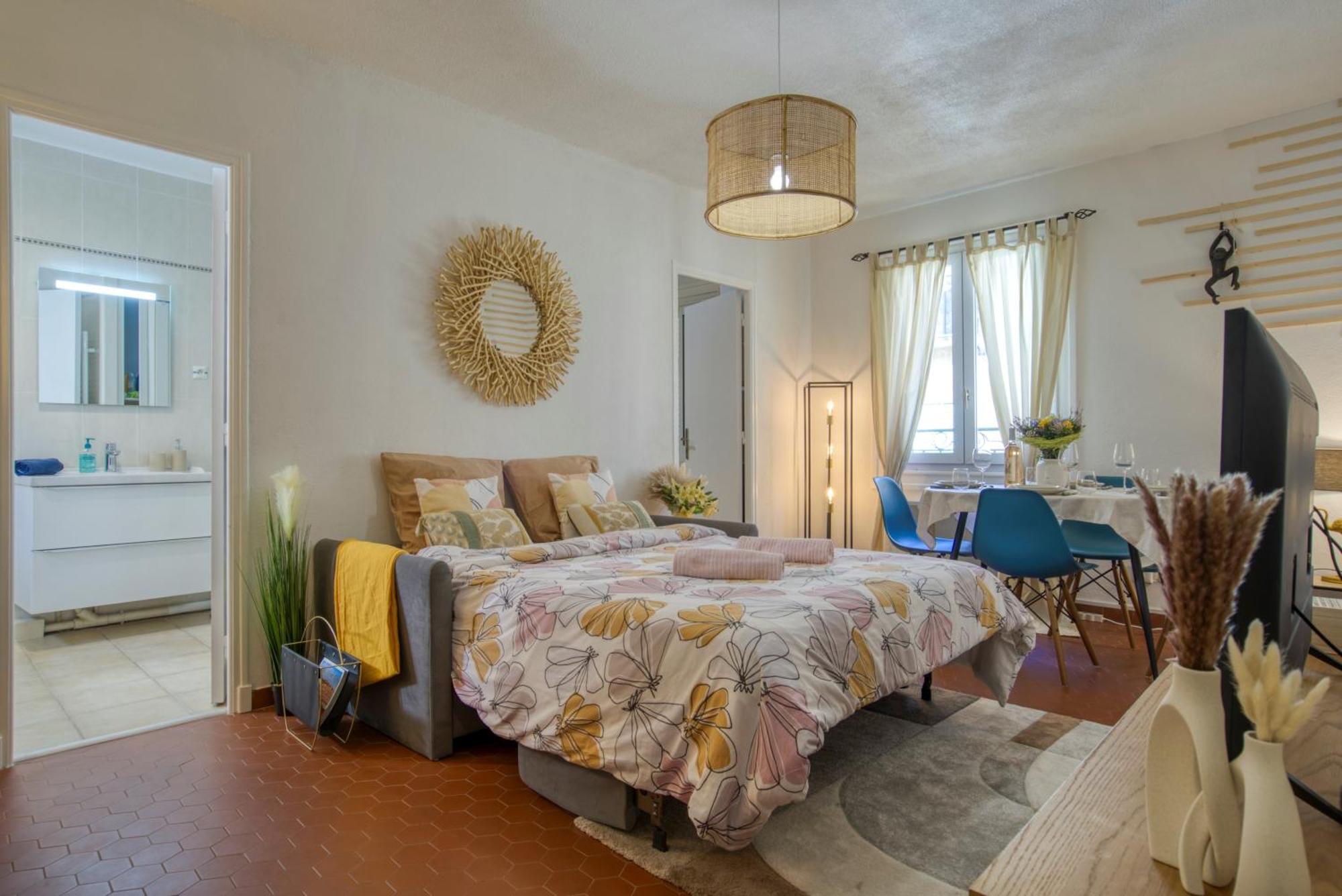 Cosy, Modern, Fully Equipped, Air Conditioning, Nice Historical, Old Town, 1Minute Walk From Beach - "Le Bunico 4" Exterior photo
